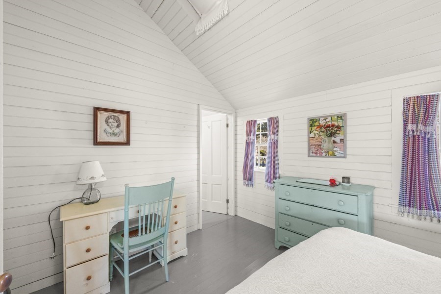 205 South Rd