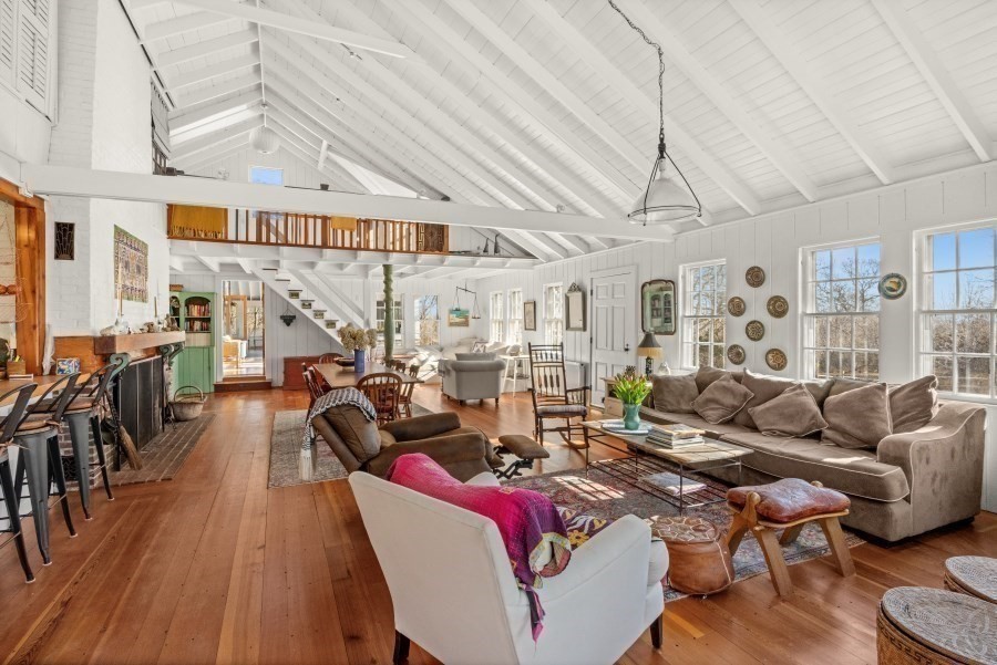 205 South Rd