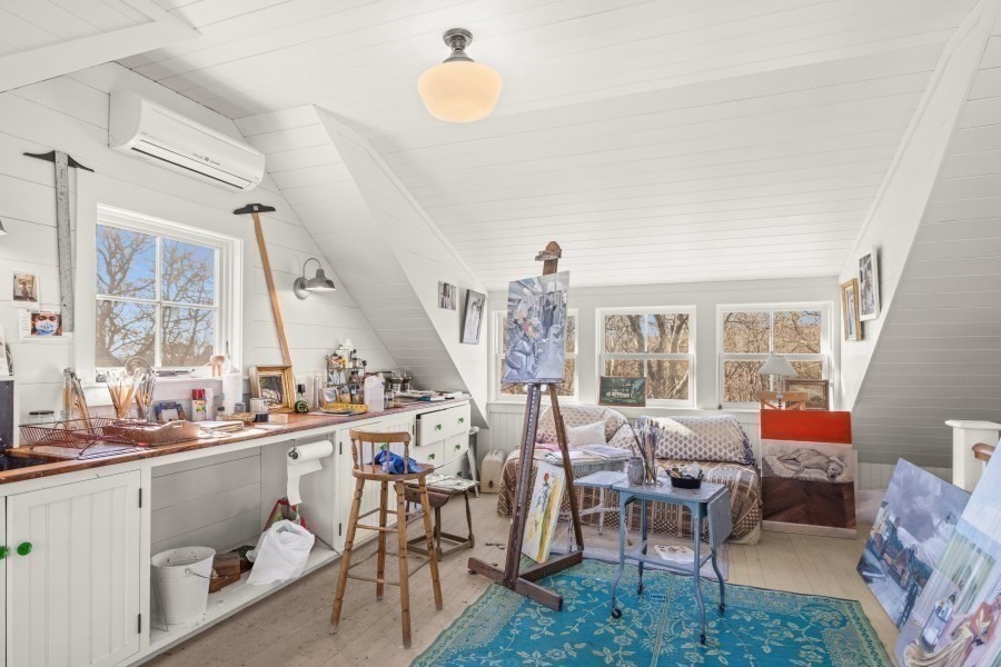 205 South Rd