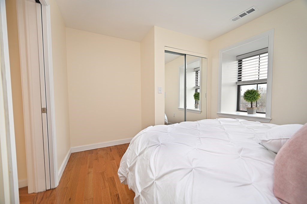 356 - 358 Main Street # 42