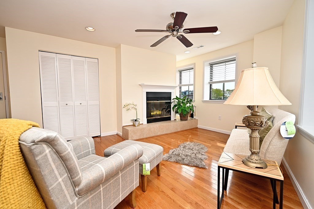 356 - 358 Main Street # 42