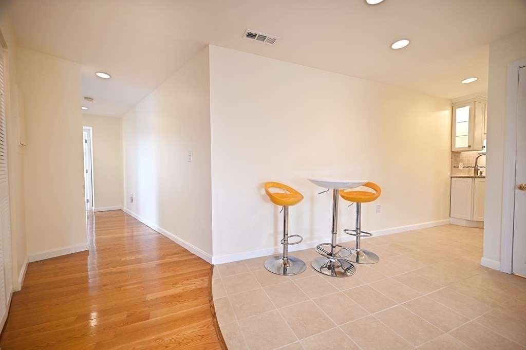 356 - 358 Main Street # 42