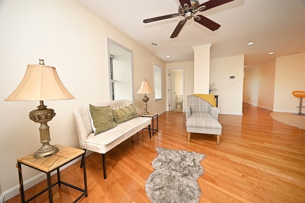 356 - 358 Main Street # 42
