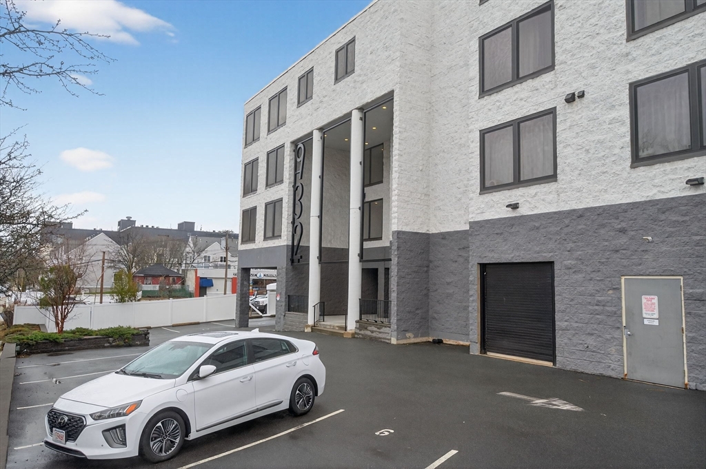 932 Broadway Street # 212