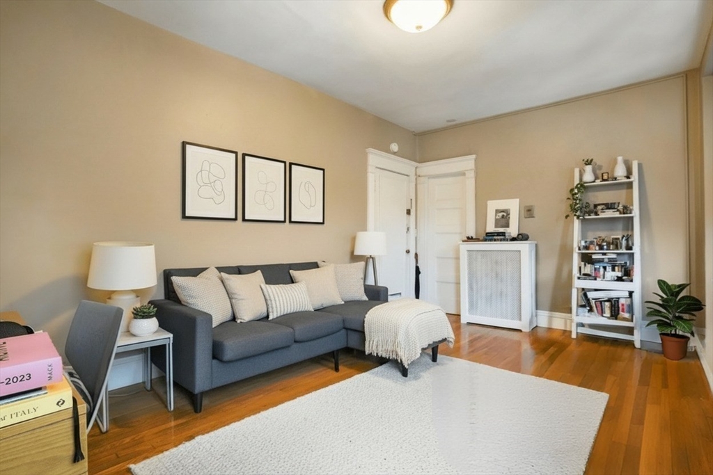 8 Garrison Street # 710