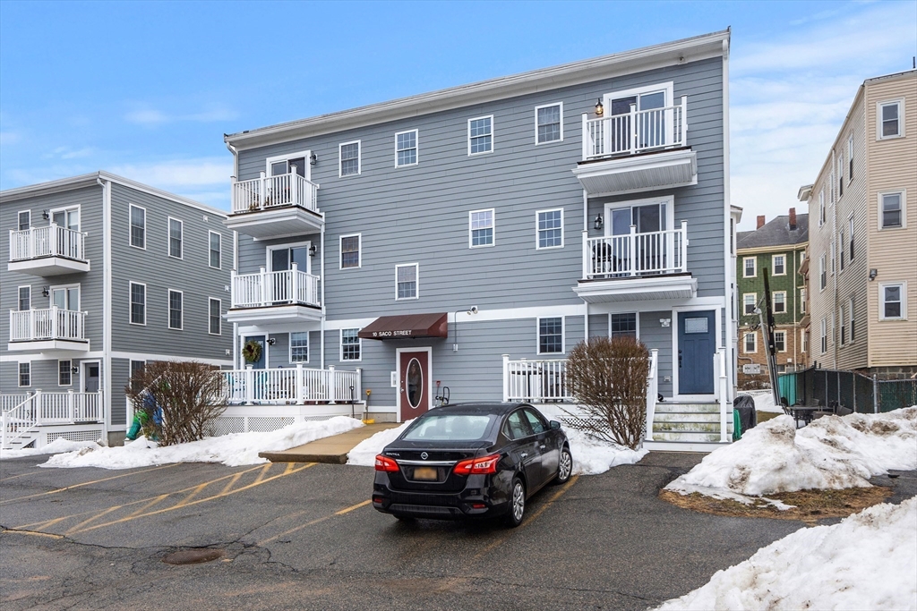 10 Saco St # 5
