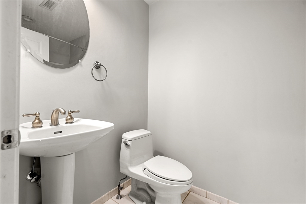 10 Saco St # 5