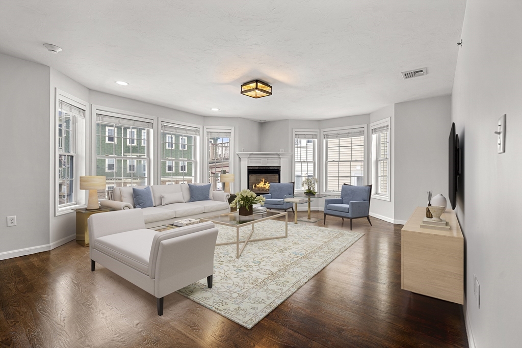 10 Saco St # 5
