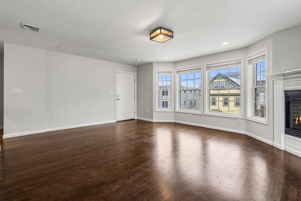 10 Saco St # 5
