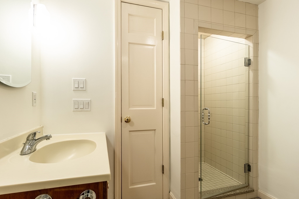 3 Appleton St # 102