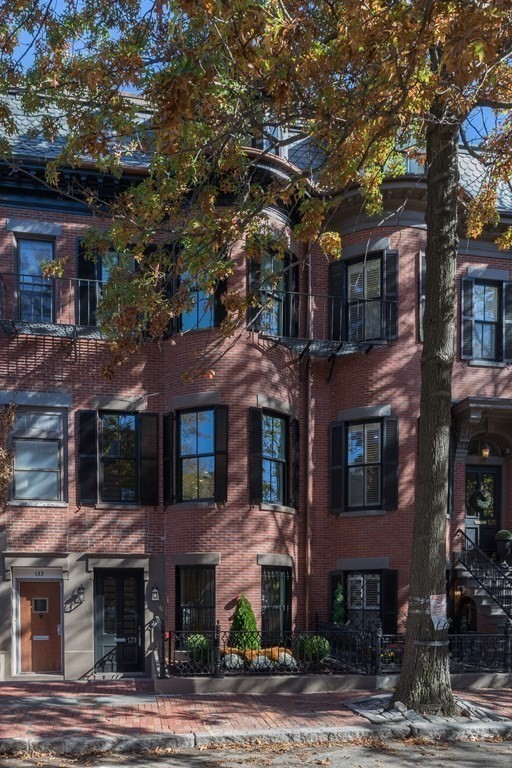 131 West Newton St
