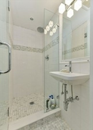 39 Pinckney St
