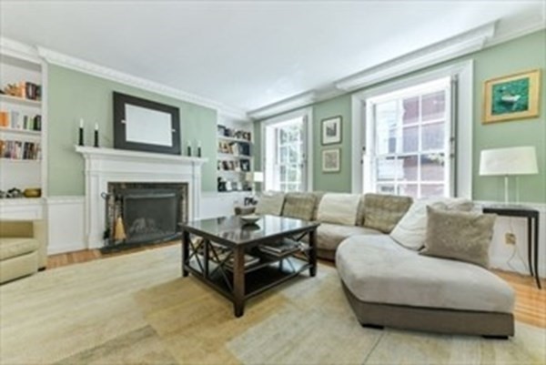 39 Pinckney St