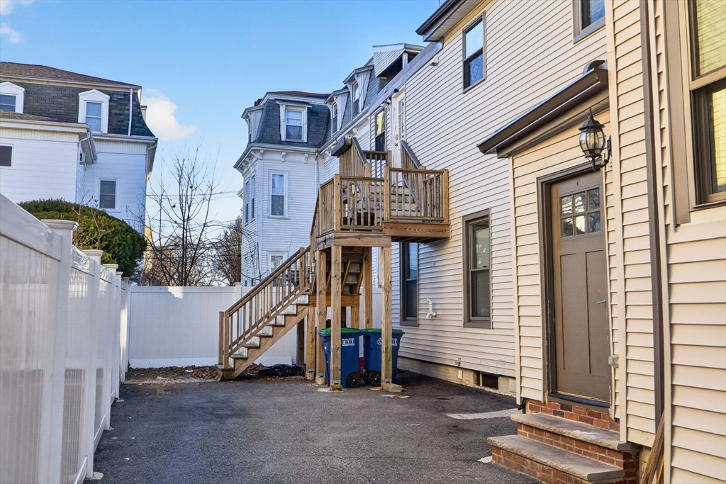 20 Arlington # 4