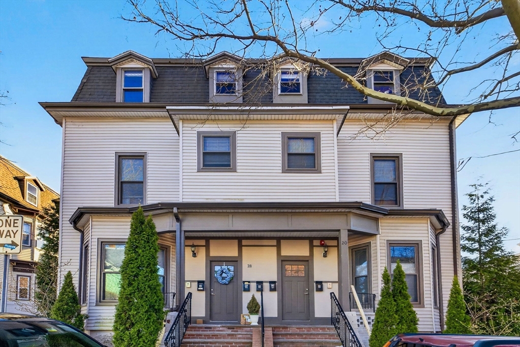 20 Arlington # 4