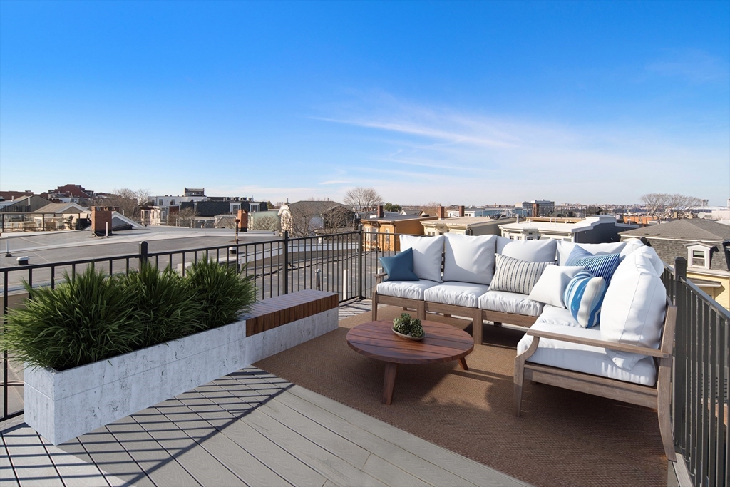 263 Webster St # 3