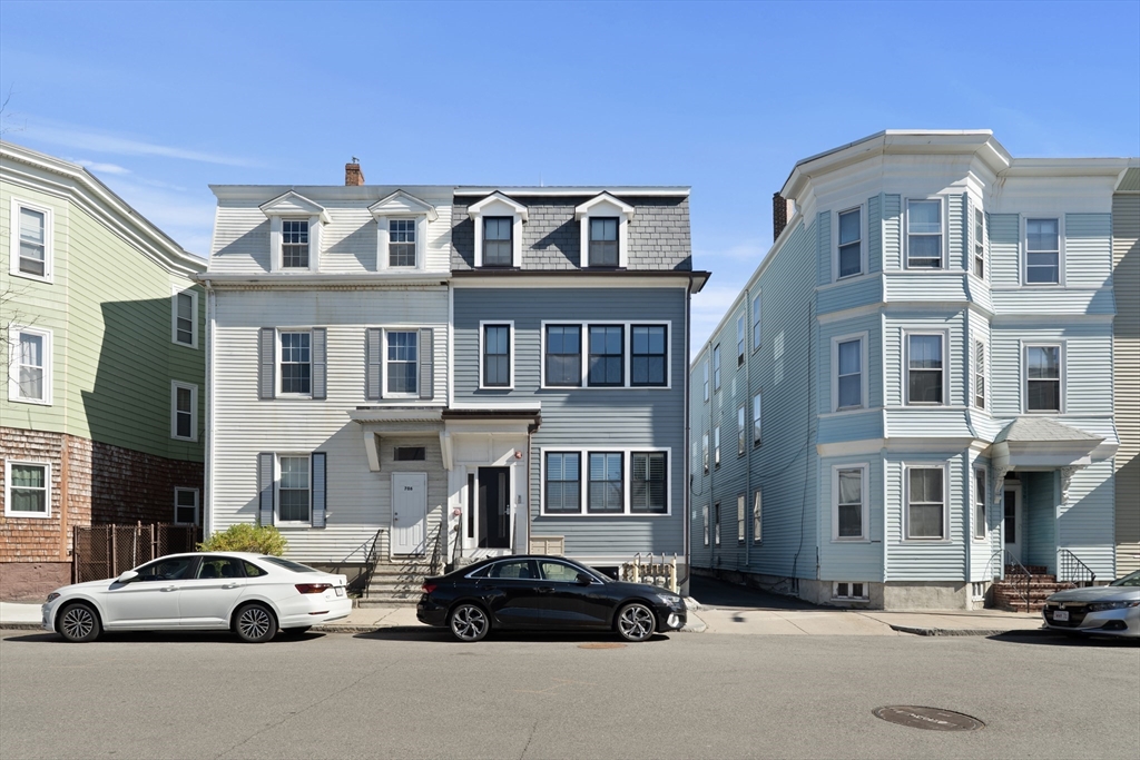 708 E 6th St # 1
