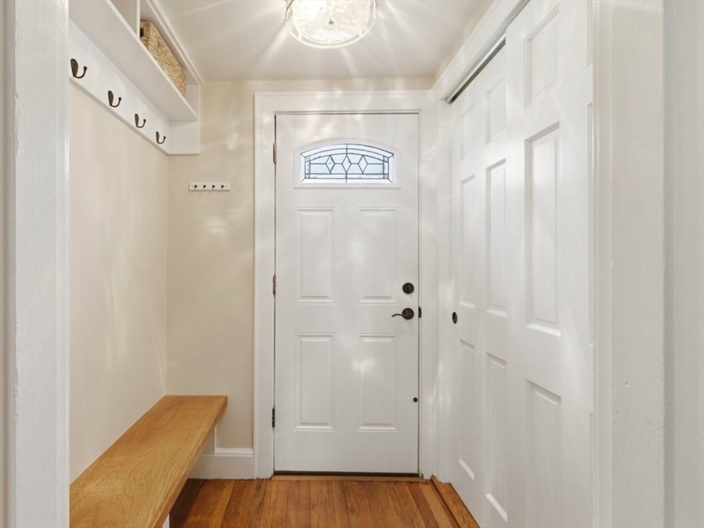 112 Pleasant Street