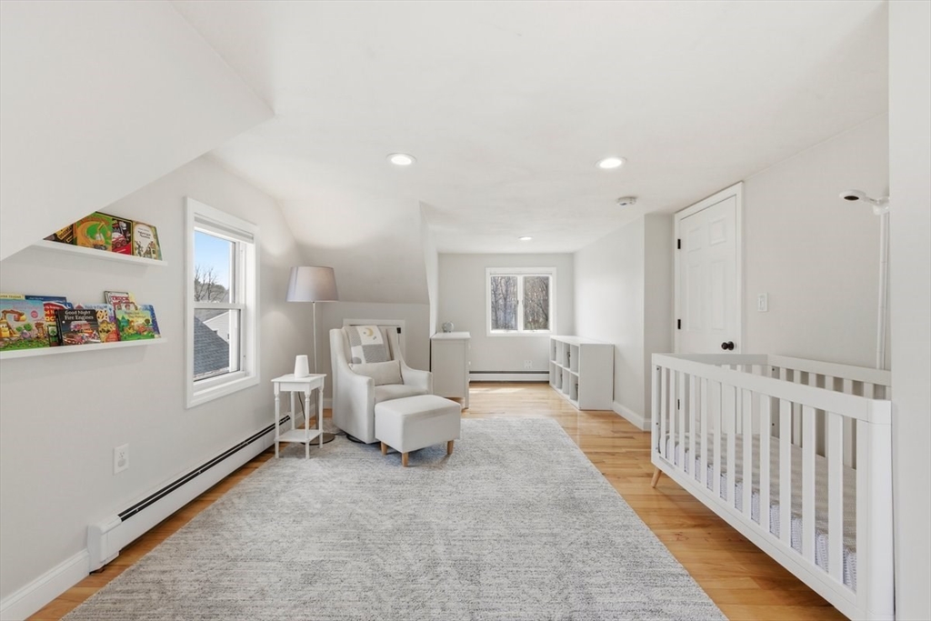 112 Pleasant Street