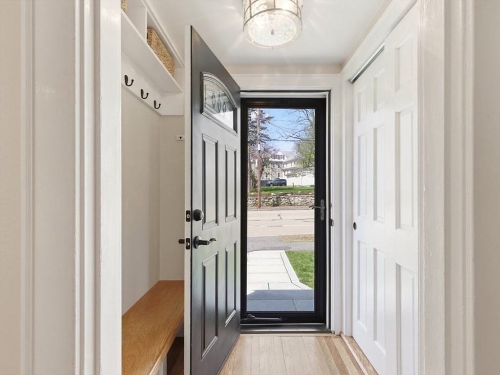 112 Pleasant Street