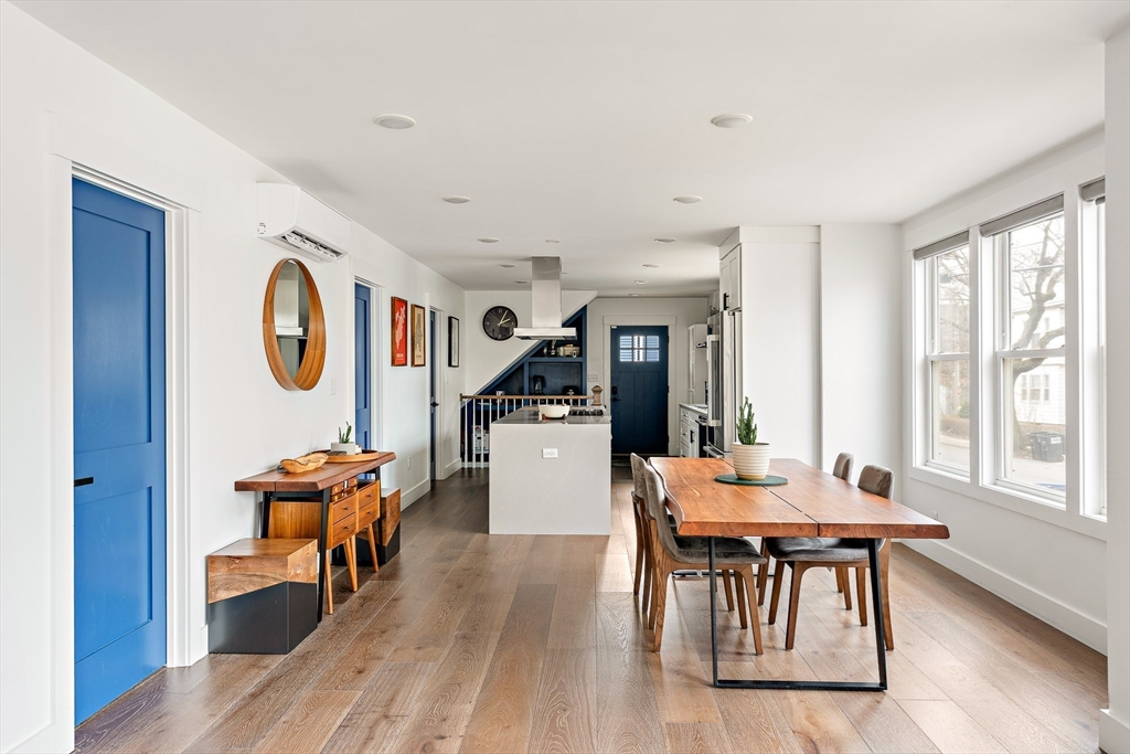 62 Governor Winthrop Rd # 1