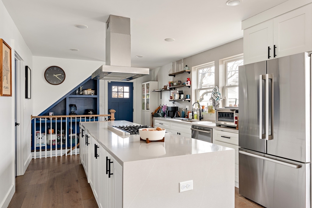 62 Governor Winthrop Rd # 1