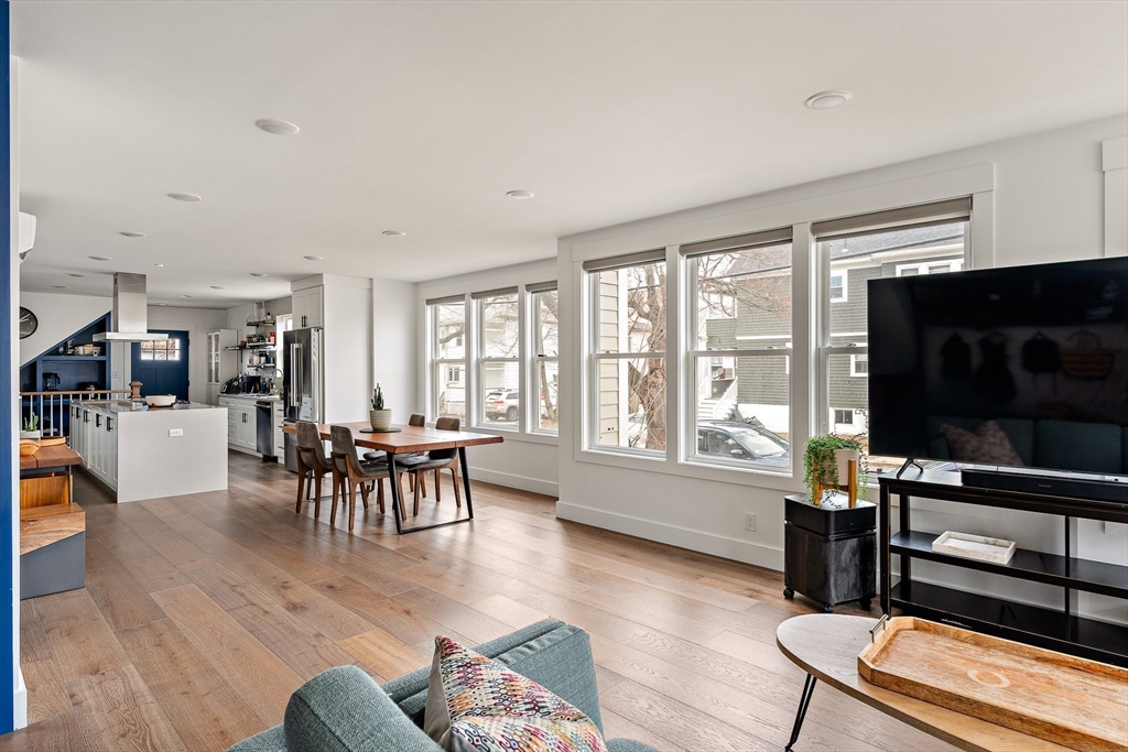 62 Governor Winthrop Rd # 1