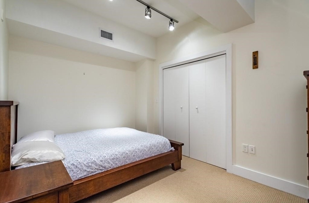 257 Northampton # 412