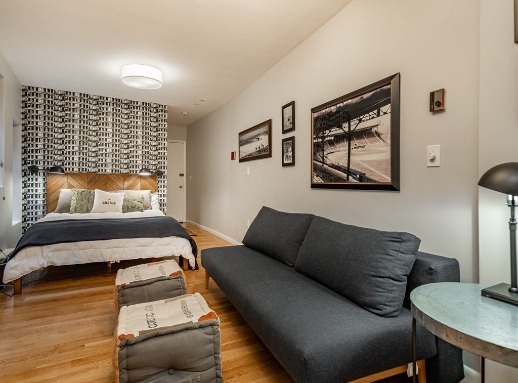8 Battery Street # 3