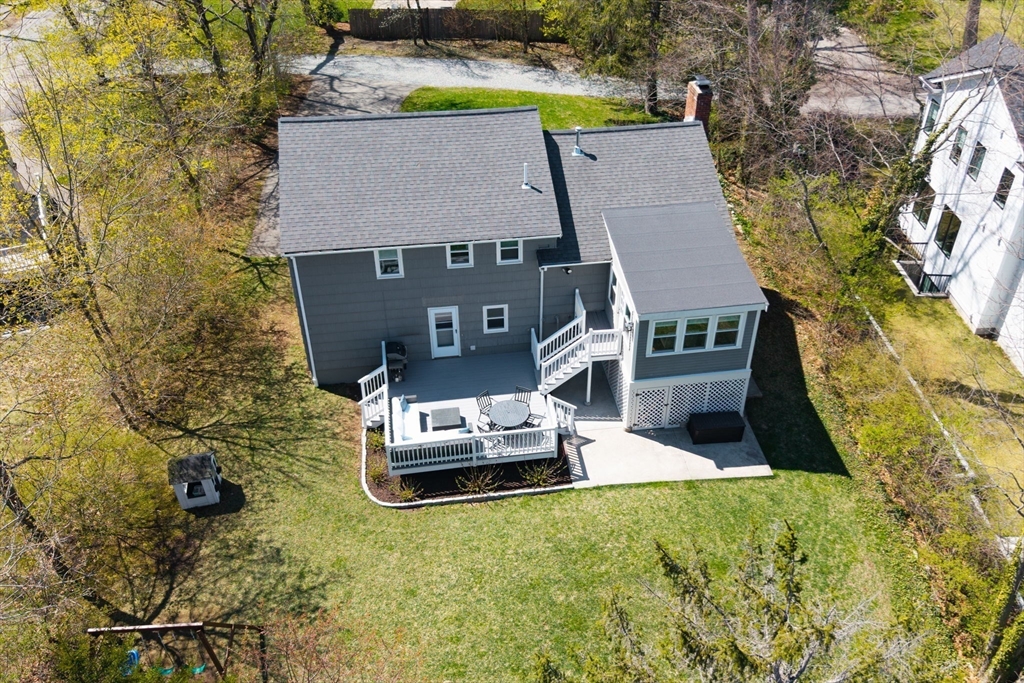 72 Oakcrest Rd