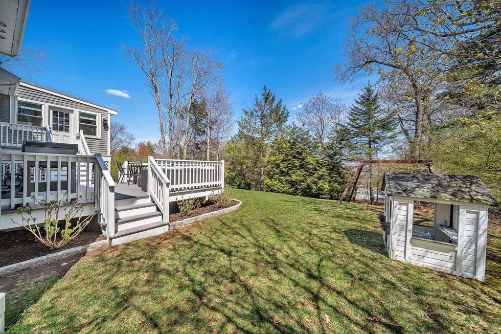 72 Oakcrest Rd
