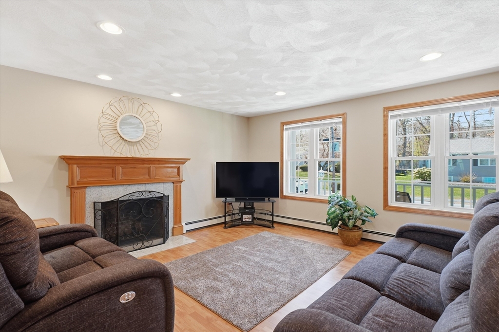 15 Squanto Road