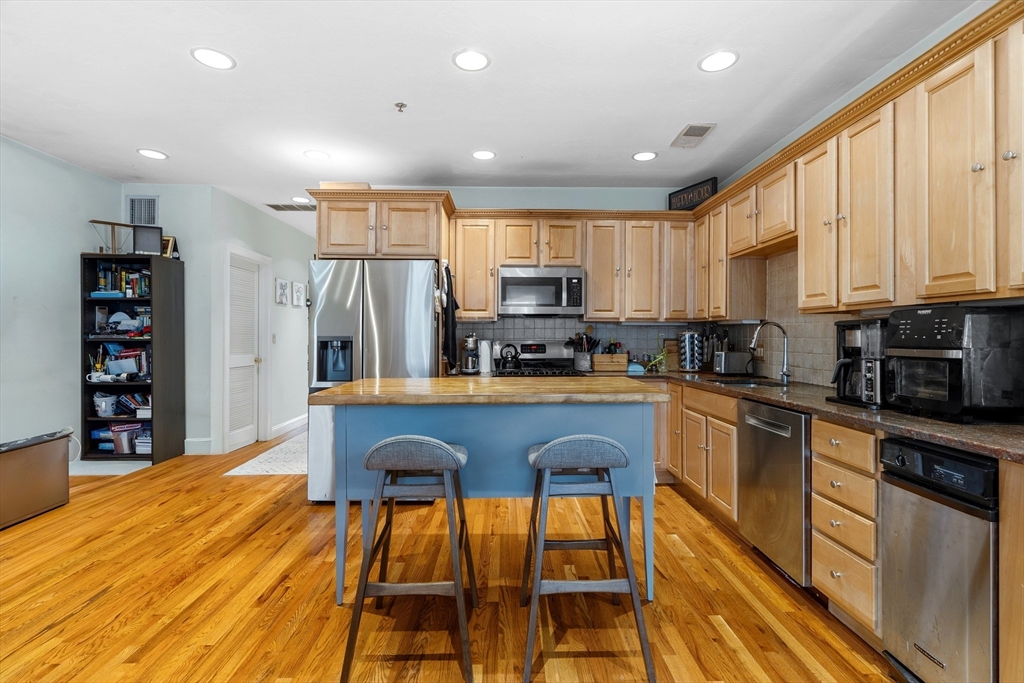 202 K St # 7