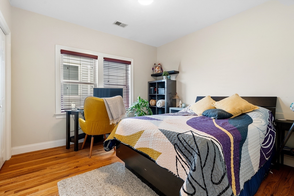 202 K St # 7