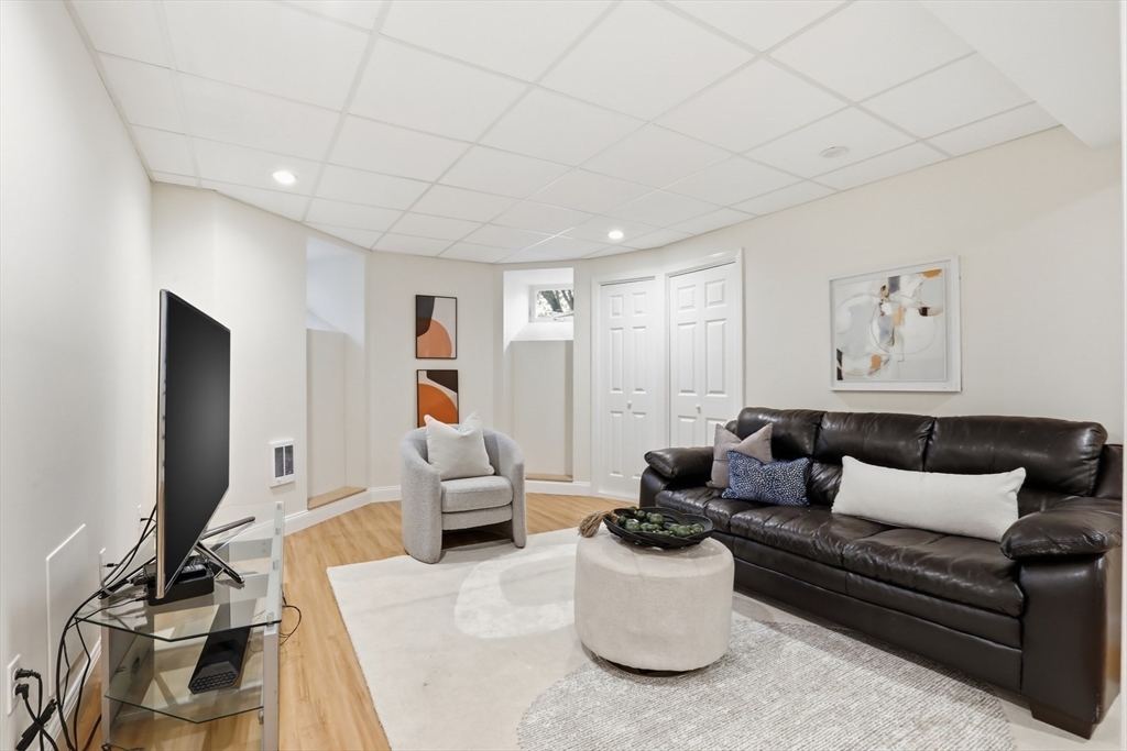 216 Highland Avenue