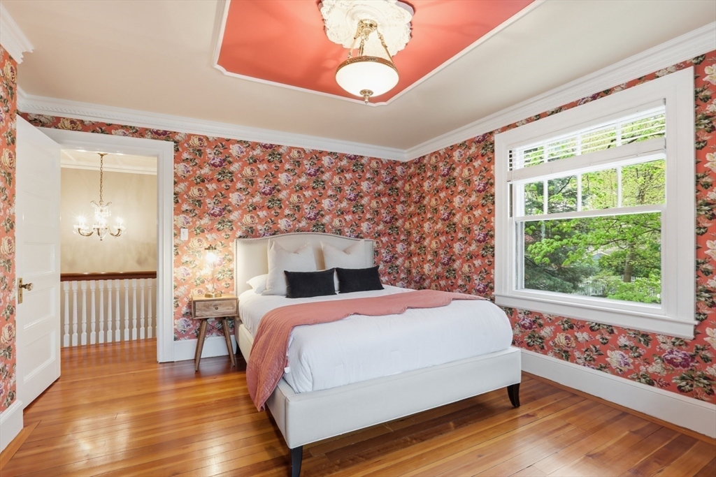 216 Highland Avenue