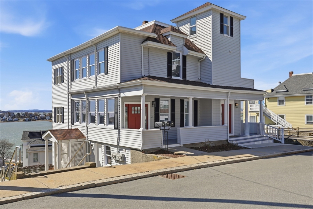 51 Harbor View Ave Unit: PH3