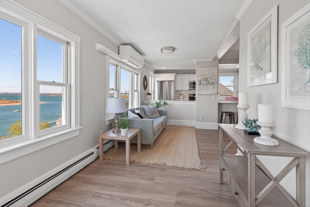 51 Harbor View Ave Unit: PH3