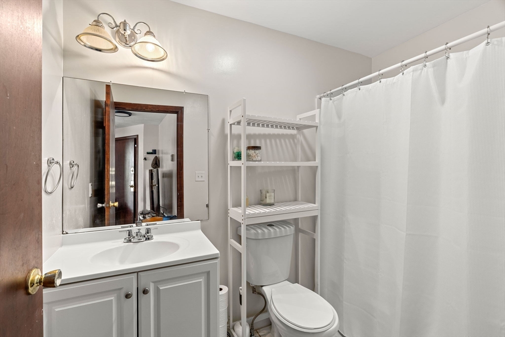 141 Emerson St # 4