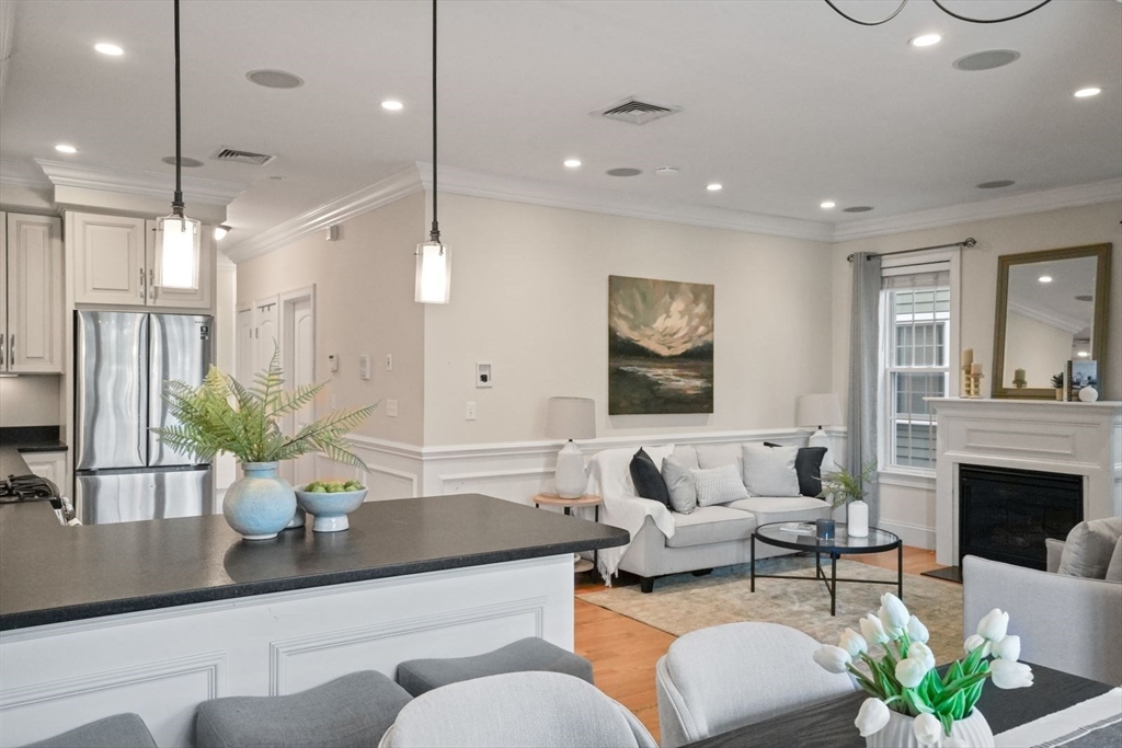 192 West Sixth Street # 2