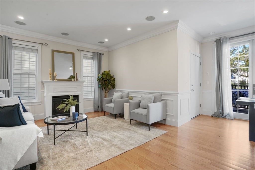 192 West Sixth Street # 2