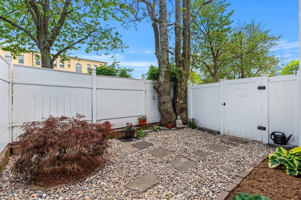 322-324 West 4th Street # 2