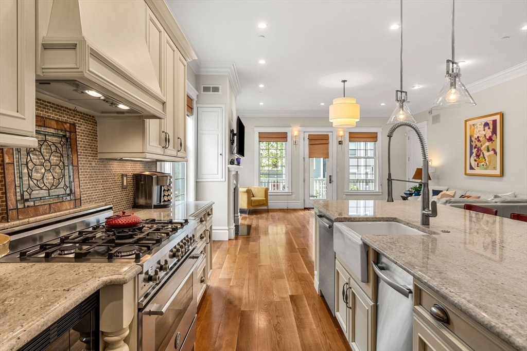 322-324 West 4th Street # 2