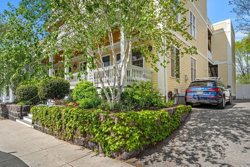 322-324 West 4th Street # 2