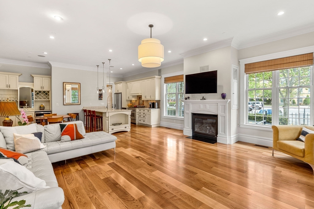 322-324 West 4th Street # 2