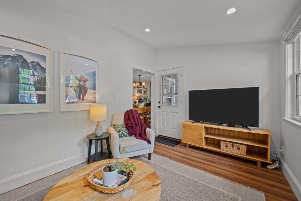 24 Wigglesworth Street