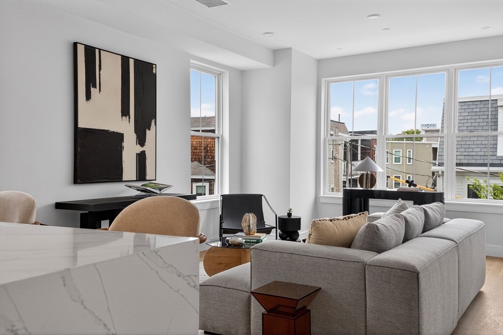 54 Dorset Street # 4