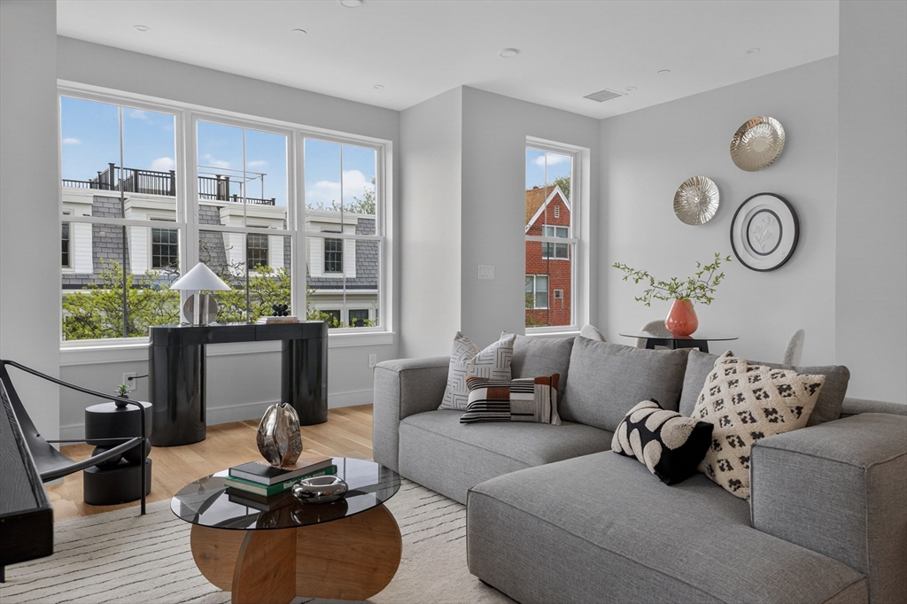 54 Dorset Street # 4