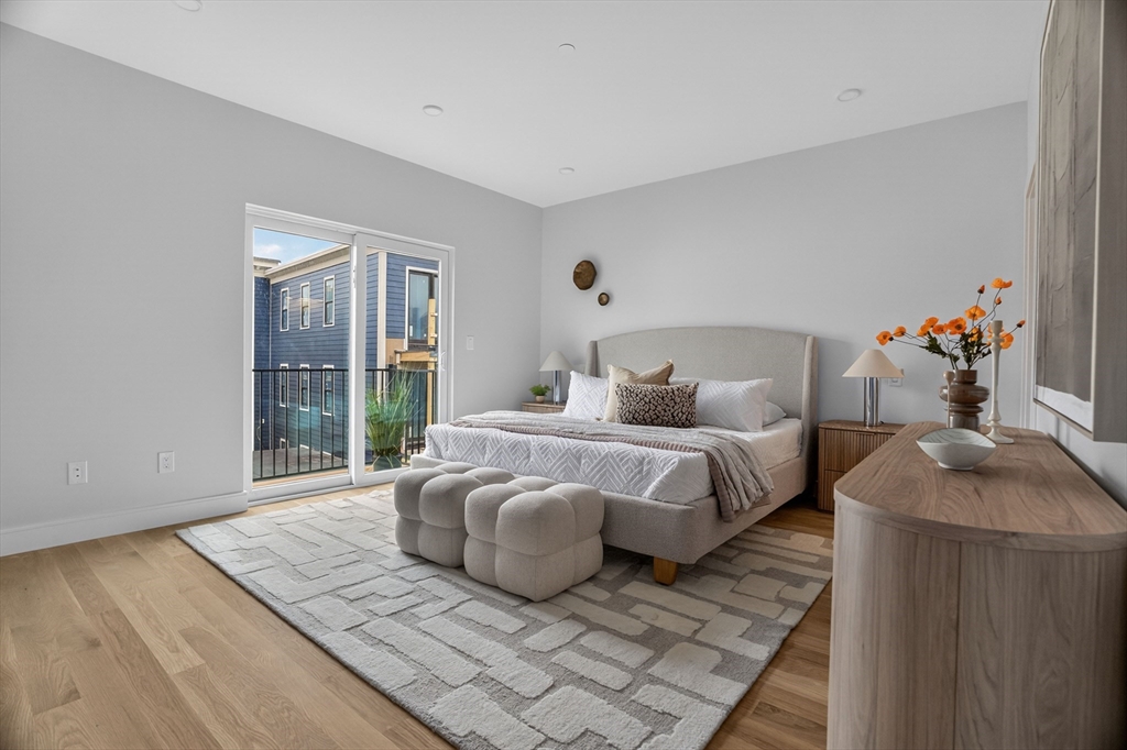 54 Dorset Street # 4