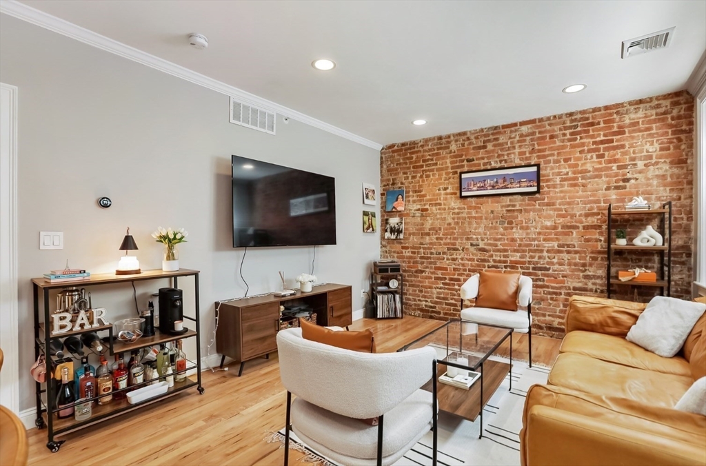 454 Hanover # 4